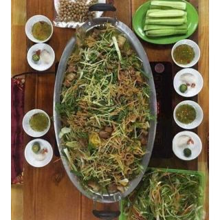 Khay lẩu cá chép om dưa
