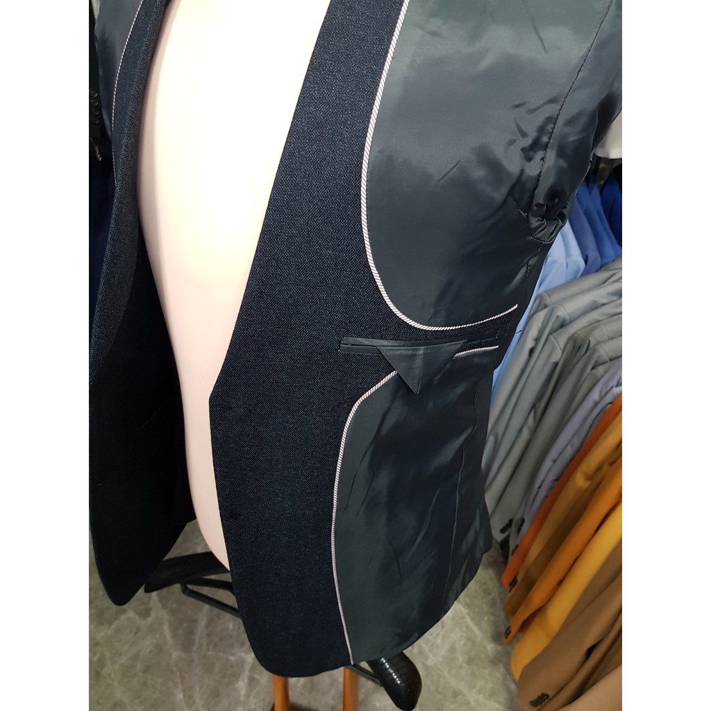 Bộ vest nam 2 nút form suông màu xanh đậm chất vải dày mịn + cà vạt kẹp
