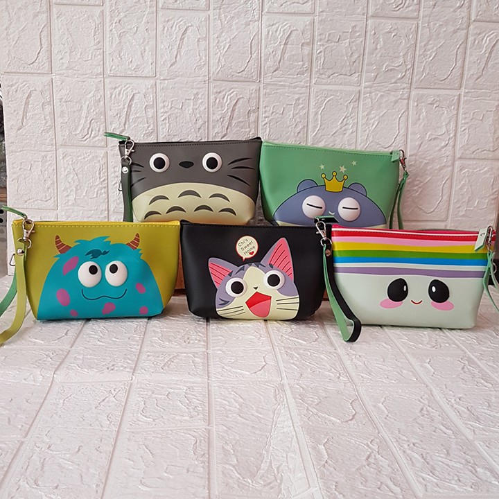 HCM - Túi đựng mỹ phẩm vải chống thấm họa tiết 3D nổi độc đáo Totoro mèo Chii Doremon