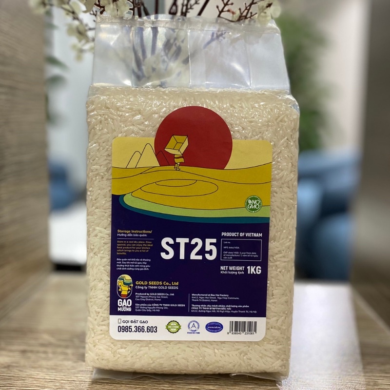 Gạo hữu cơ ST25 thơm ngon đóng gói hút chân không 1kg | BigBuy360 - bigbuy360.vn