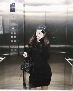 Váy body xỏ ngón