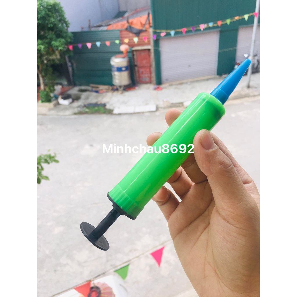 ống bơm bóng tay 20 chiếc tặng kèm 20 quả bóng giun