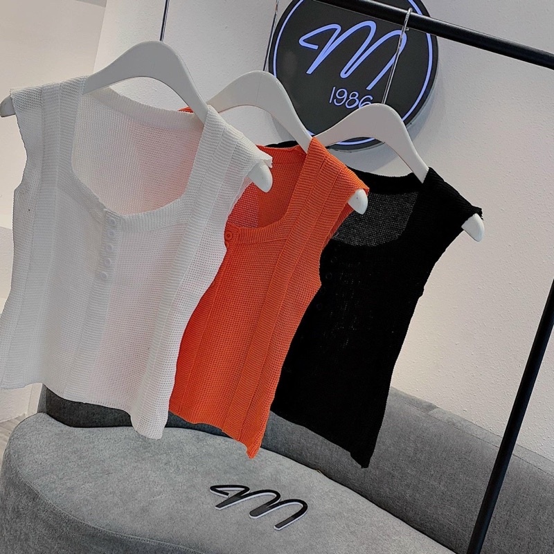 Áo Len sát nách cổ vuông khuy ngực