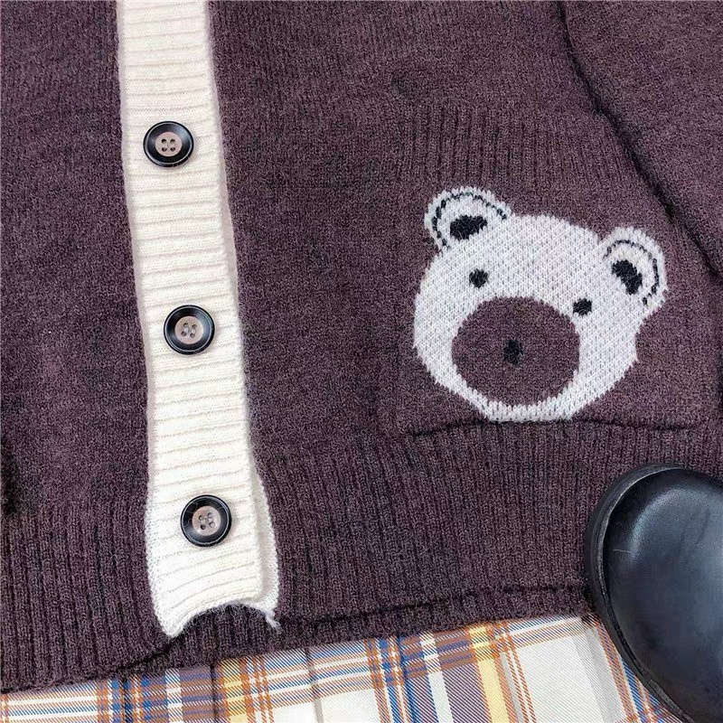 Áo len cardigan hình gấu . Hàng QC