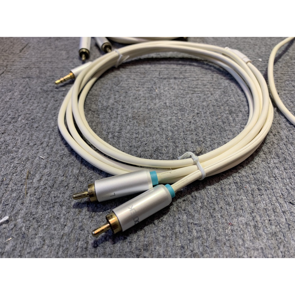 Dây 3.5 Ra 2 AV Bãi Nhật Holtek Cao Cấp