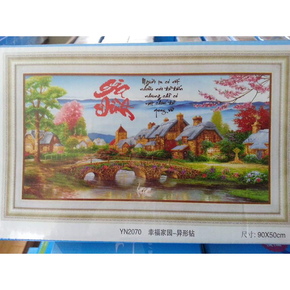 Tranh đính đá gia đình YN2070