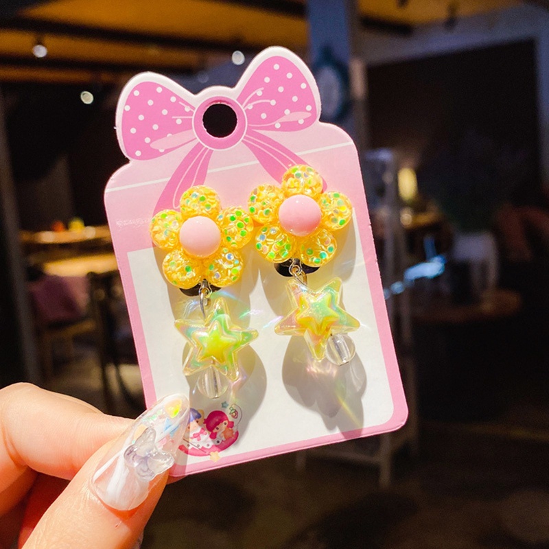 Khuyên Kẹp Vành Tai Không Lỗ Bằng Nhựa Resin Họa Tiết Hoạt Hình Dễ Thương Cho Bé Gái