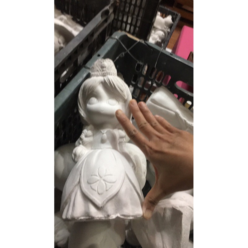 Tượng tô màu size11 kích thước 24cm trở lên