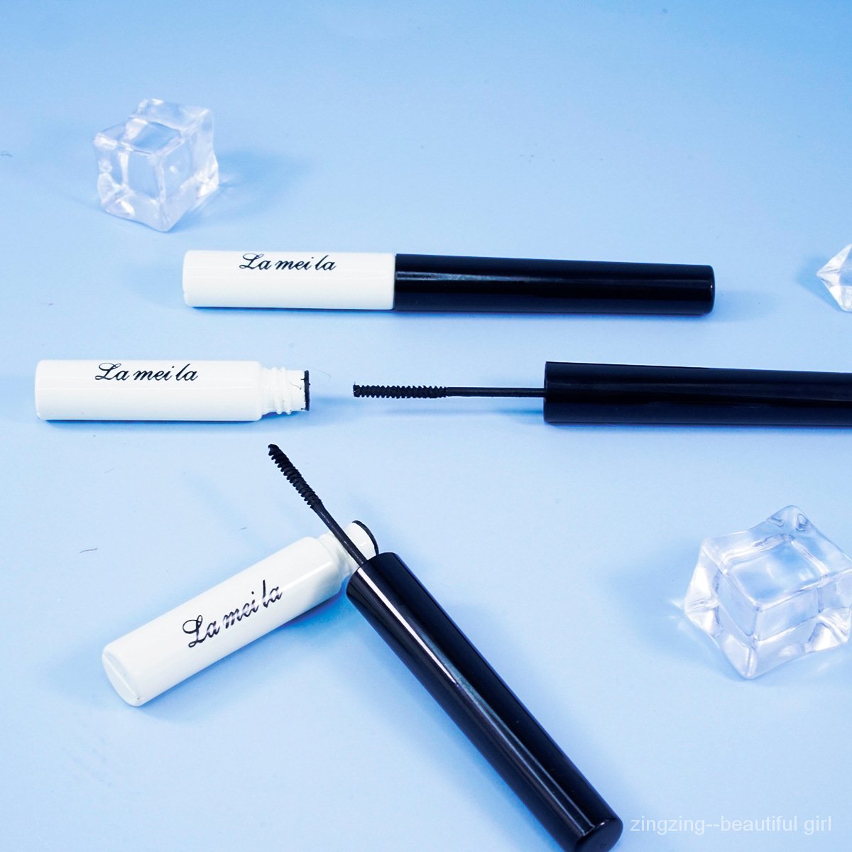 [Hàng mới về] Mascara màu đen làm dài và cong mi tự nhiên | BigBuy360 - bigbuy360.vn