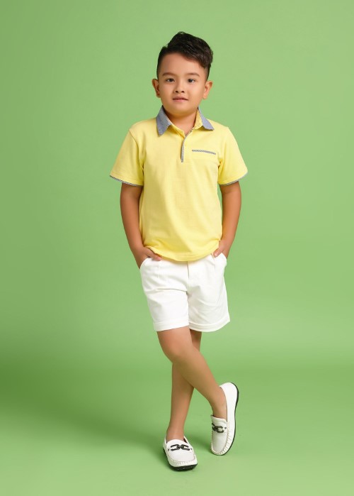 Quần yếm ngắn bé trai đa năng trắng Jadiny