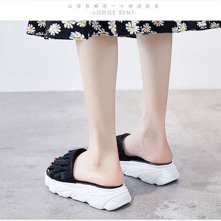 Dép Sandal Đế Dày Tăng Chiều Cao Đính Hoa Thời Trang Mùa Hè Phong Cách Mới