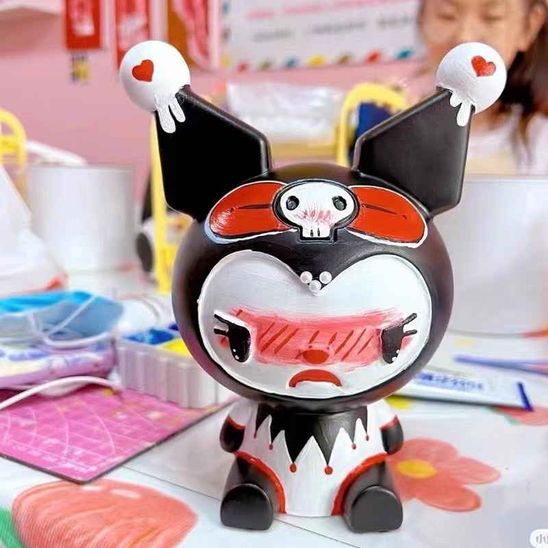 Tượng tô màu Kuromi bằng nhựa vinyl - có thể bỏ ống heo