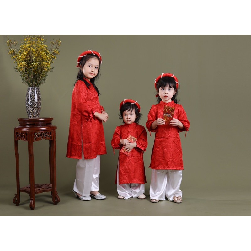 Áo dài Tết bé gái. Hàng thiết kế thương hiệu Litibaby, chất liệu gấm vân hoa cao cấp. Size 1-7t