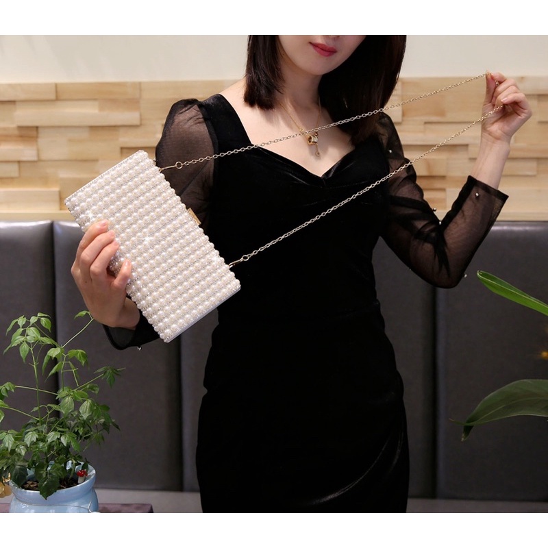 Túi dự tiệc đính hạt ngọc siêu sang