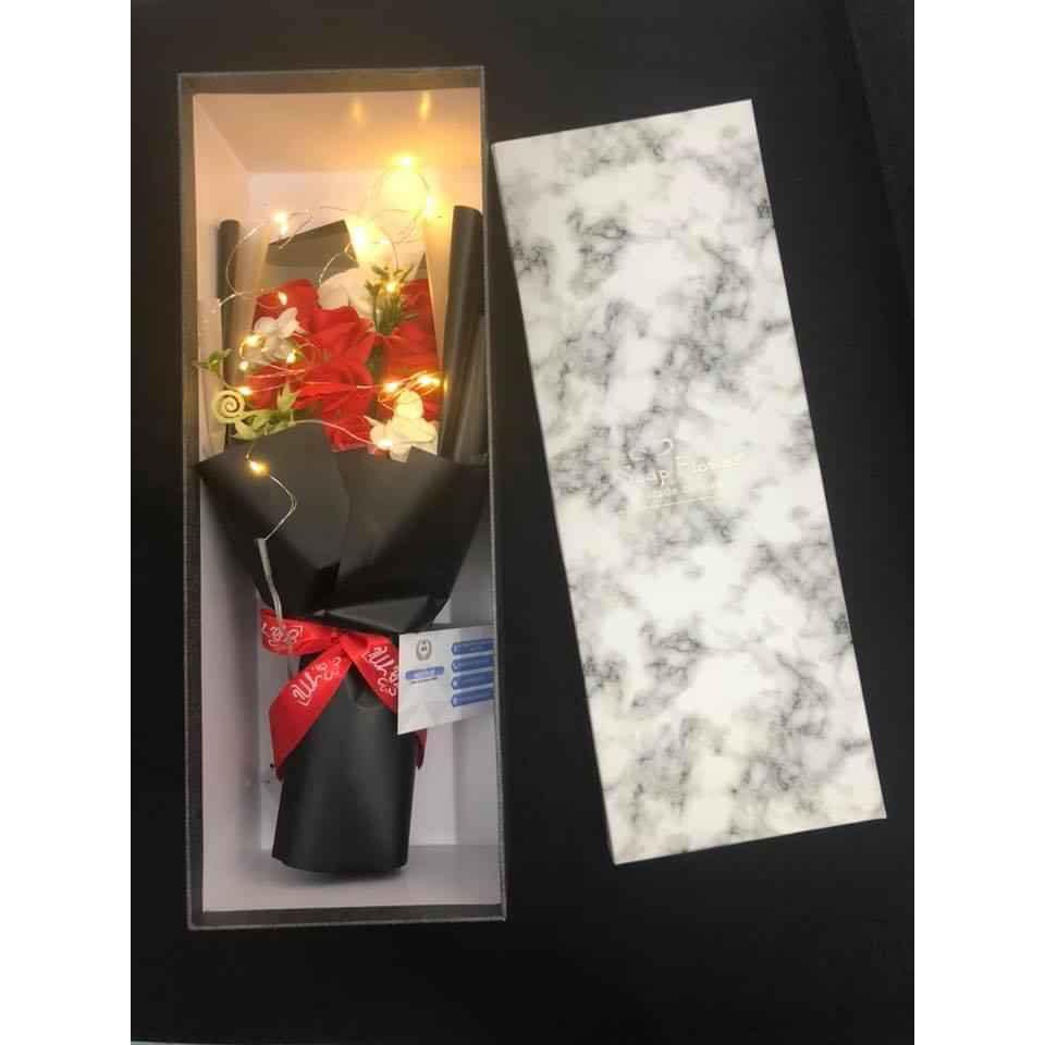 Hoa Hồng Sáp Bó 11 Hoa, Hộp Cực Sang Chảnh Tặng Kèm Thiệp