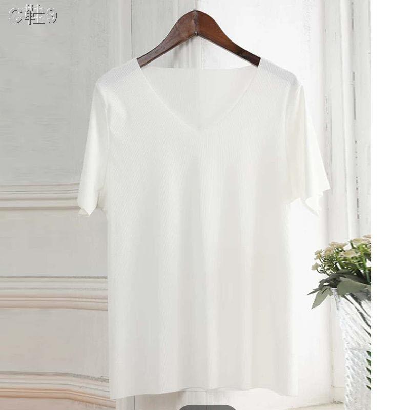 New ice silk short-sleeved t-shirt spring and summer solid color women s 2020 thin trendy V-neck Korean white loose top