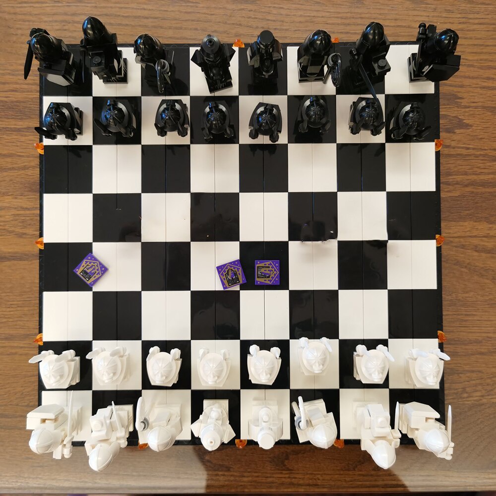 Đồ chơi giáo dục Lắp ráp Mô hình xếp hình 1028 Harry Potter Hogwarts Wizard's Chess Fit 76392