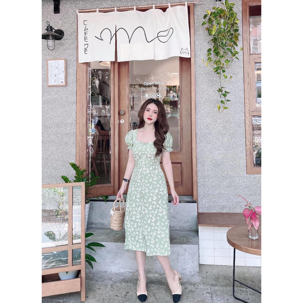Váy Đầm Nữ Đi Chơi Hoa Cúc Rúm Ngực Tay Bồng Xẻ Tà Nữ Tính Xinh Xắn Thời Trang Habana123456 | BigBuy360 - bigbuy360.vn