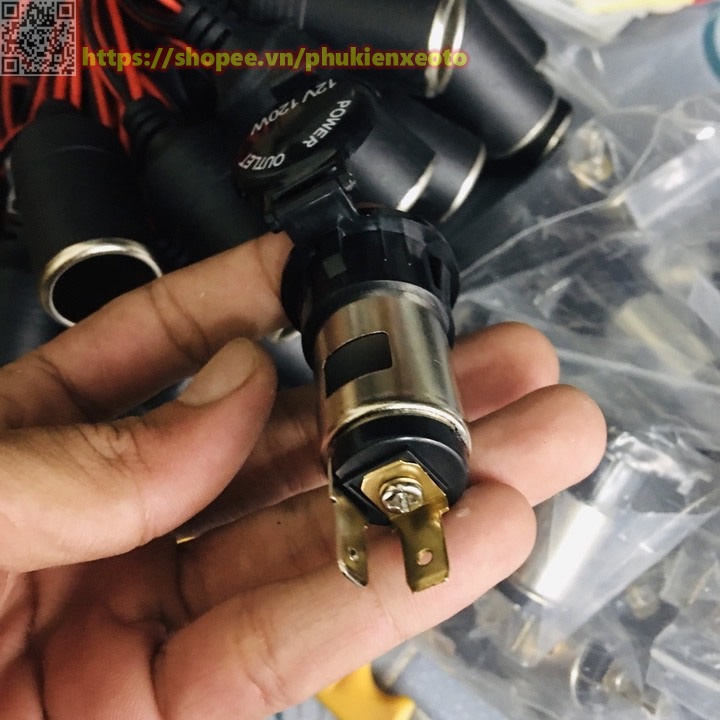 Ổ Cắm Đầu Tẩu Sạc 12V Đuôi Cái Trên Ô Tô, Xe Máy