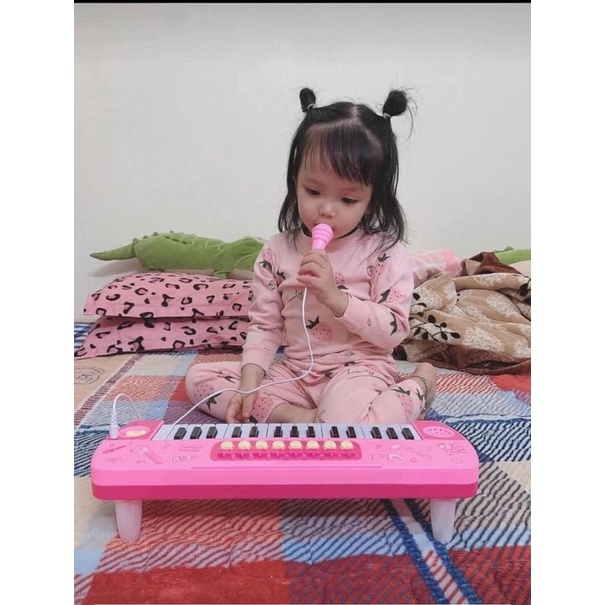 Đàn đồ chơi piano có nhạc kèm mic hát chuẩn cho bé