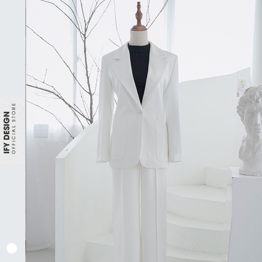 Áo khoác vest nữ trắng Glenda 2 túi trước IFY Design FS99A