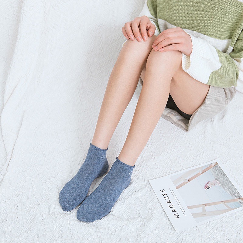 Vớ Tất Cổ Xoăn Mặt Cười 13 màu dành cho cả nam và nữ MRSOCKS - VN024