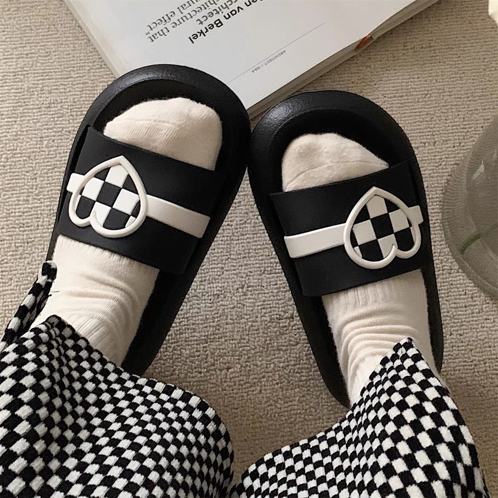 Dép bánh mì hình trái tim dễ thương 2023(hàng loại 1, sẵn kho, đi êm chân)