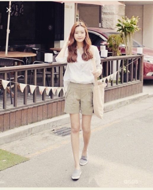 (BUÔN SỈ GIÁ GỐC ) Quần short SĐ 31 giáng đùi