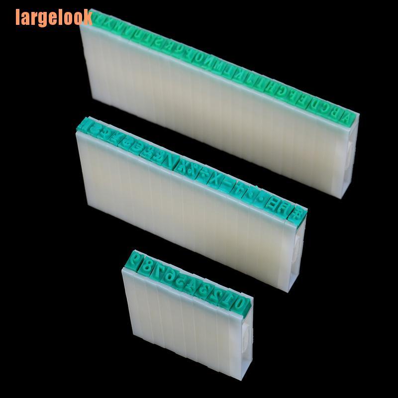 1 Bộ Bảng Chữ Cái Cao Su Lớn Và X