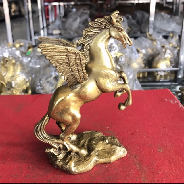 Ngựa Cánh cao 16cm