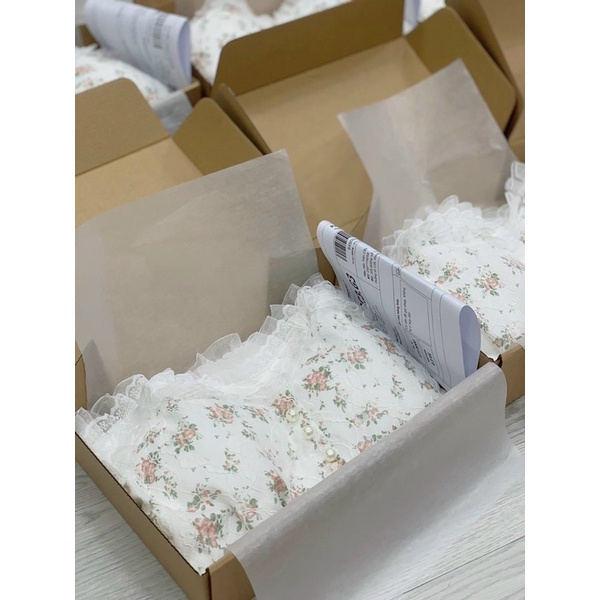 ÁO 2 DÂY HOA VIỀN REN QUẢNG CHÂU MS10002