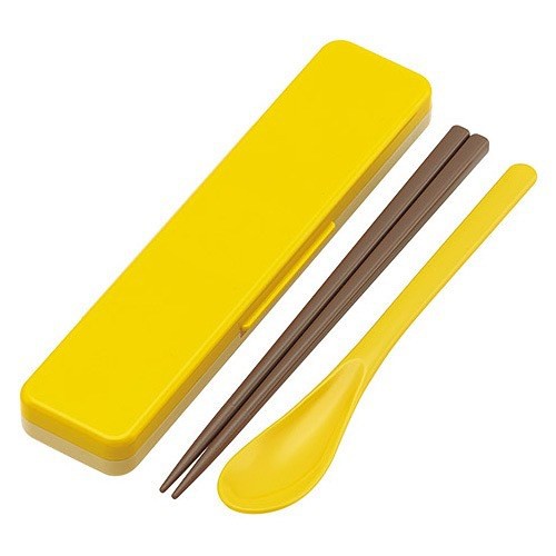 [FREESHIP]  Đũa muỗng ăn cho bé kèm hộp đựng màu vàng Skater - Hàng nội điạ Nhật