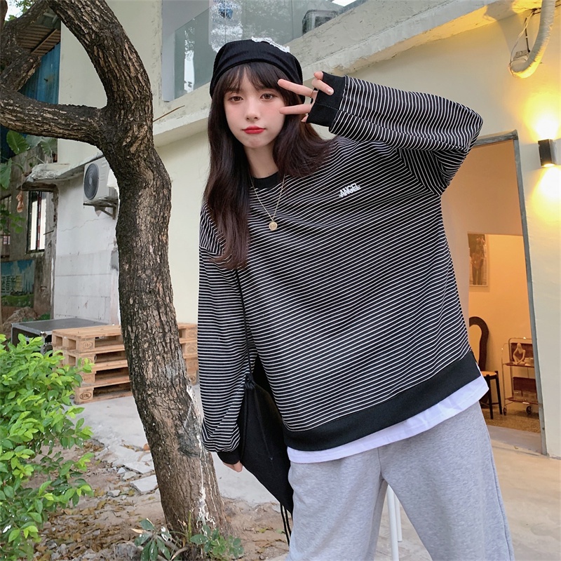 Áo sweater tay dài cổ tròn kẻ sọc kiểu retro cá tính