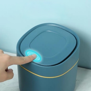 Thùng rác mini để bàn có nắp