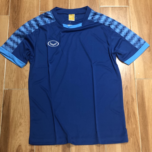 Áo Bóng đá Grand Sport 011-533