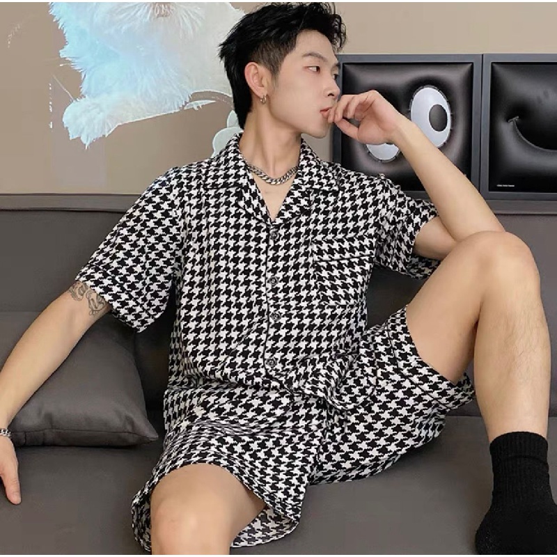 Bộ Đồ Ngủ Tay Ngắn Chất Lụa Thời Trang Mùa Hè Cho Nam