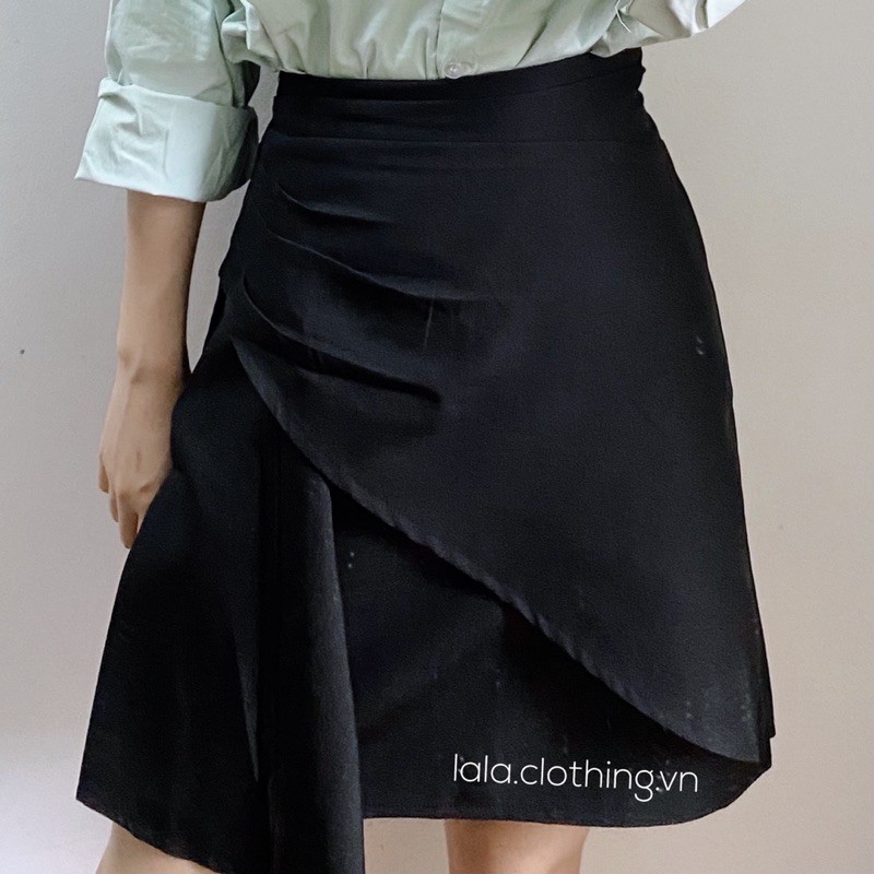 (SẴN) Chân váy umi đen vạt chéo | BigBuy360 - bigbuy360.vn
