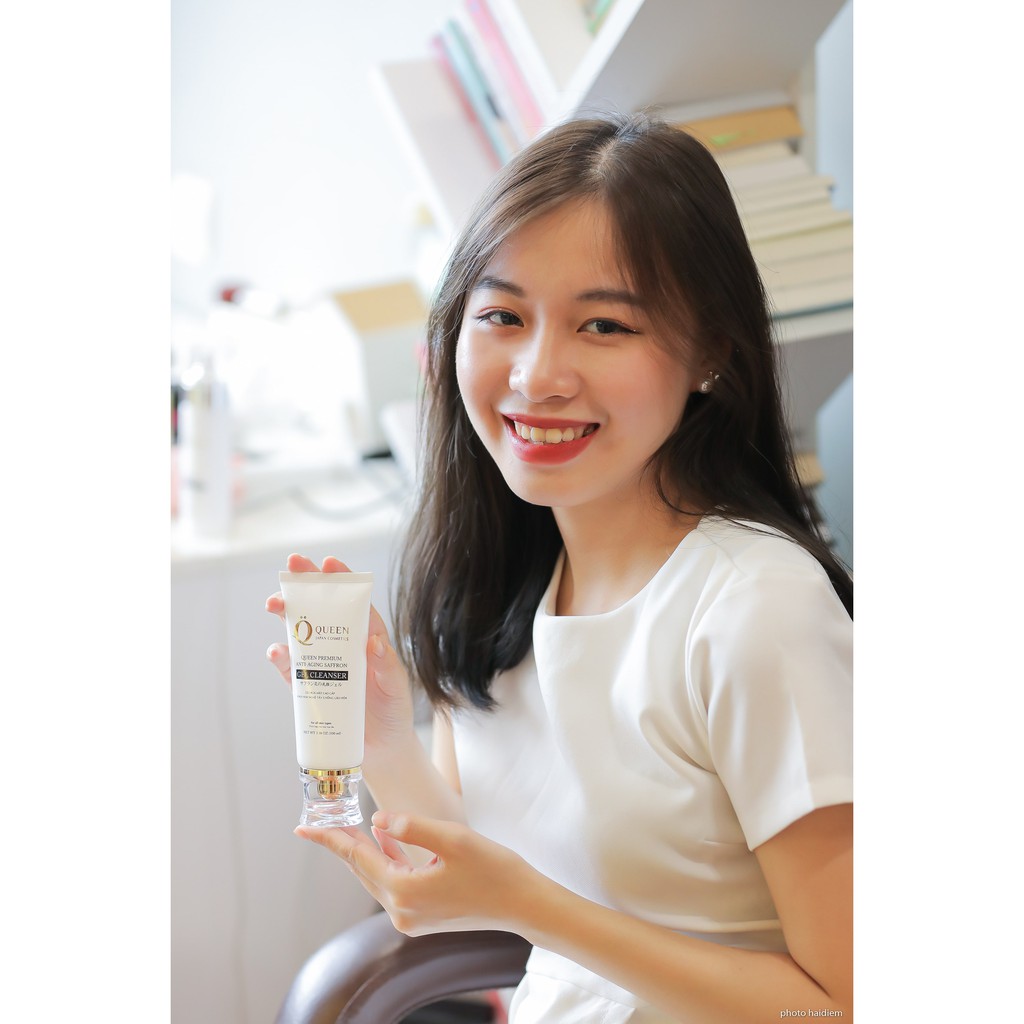 Gel rửa mặt cao cấp nhụy hoa nghệ tây chống lão hóa Queen Japan Cosmetics-Sửa rửa mặt da nhạy cảm | BigBuy360 - bigbuy360.vn