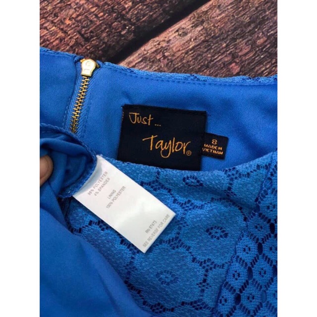 Đầm xoè JustTaylor