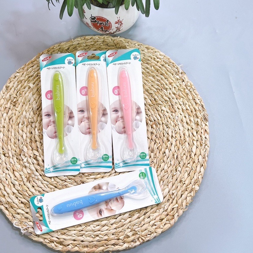 ￼Thìa ăn dặm silicone cho bé Babuu Nhật Bản siêu mềm giúp bé ăn dặm