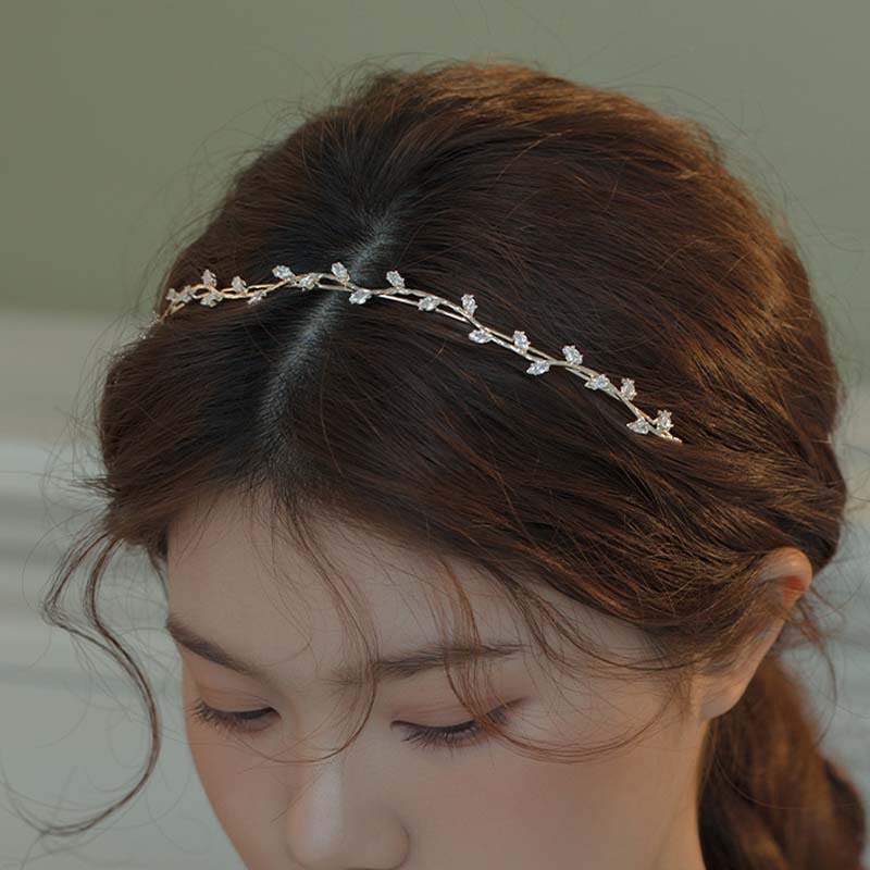 Băng Đô Cài Tóc Đính Đá Zircon Hình Chiếc Lá Phong Cách Retro
