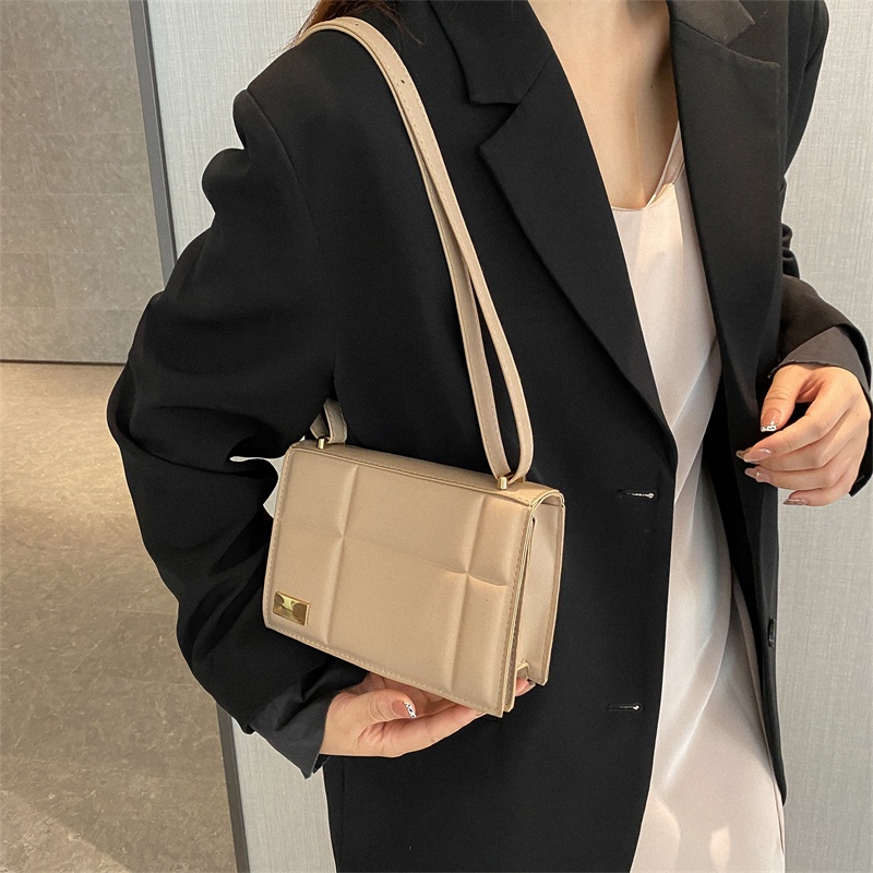 Túi đeo chéo hình vuông cỡ nhỏ thời trang xu hướng chất lượng cao