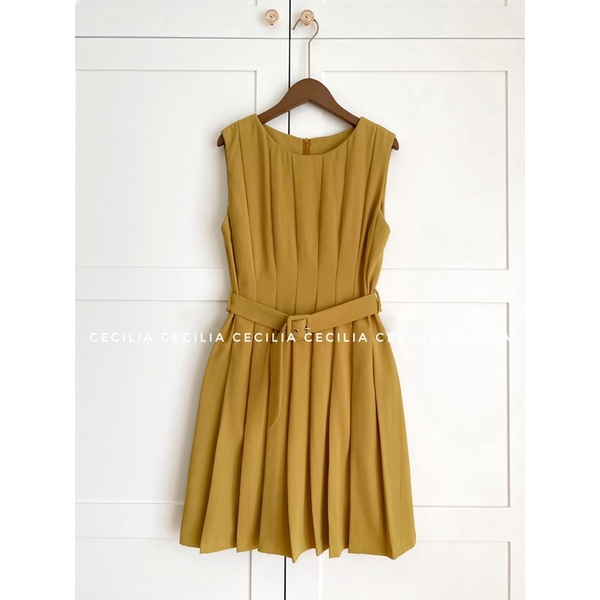 Váy ly sát nách kèm đai STELLA Dress thiết kế bởi CECILIA - vàng mù tạt