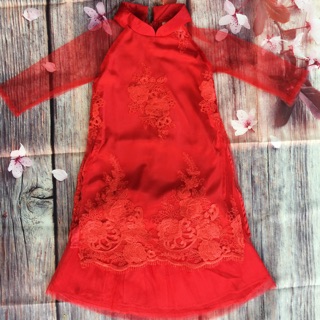 Áo dài ren cách tân cho bé kèm mấn đội đầu