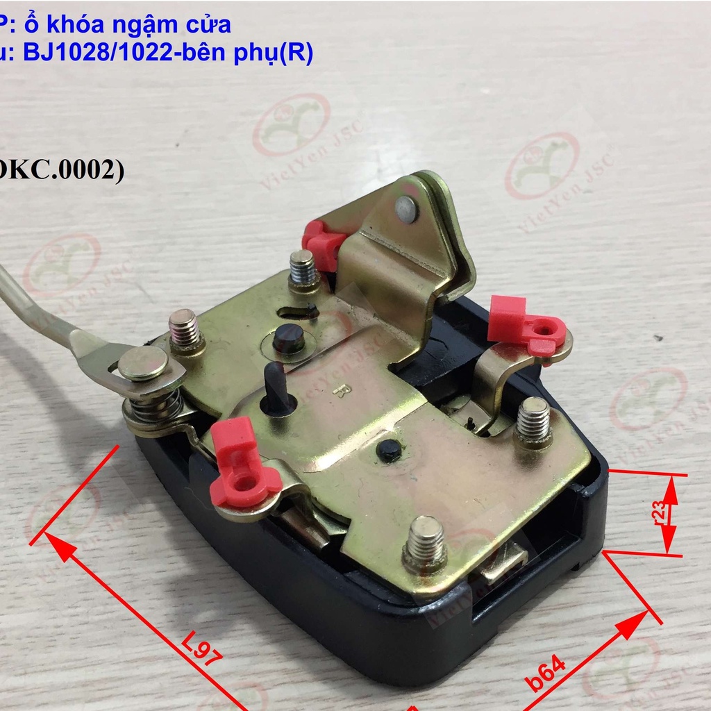 Ổ khóa ngậm cửa/ruột khóa cửa Xe Trường hảI 1.25 tấn, Vinaxuki 1.25T, mã số 1028/1022 - bên phải và bên trái khác nhau