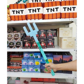 Đinh ba minecraft có nhạc và đèn