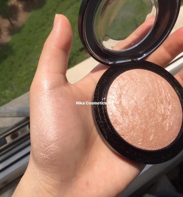 [NIKA STORY] Phấn bắt sáng Hightlight MAC Mineralize Skinfinish Natural Soft and Gentle