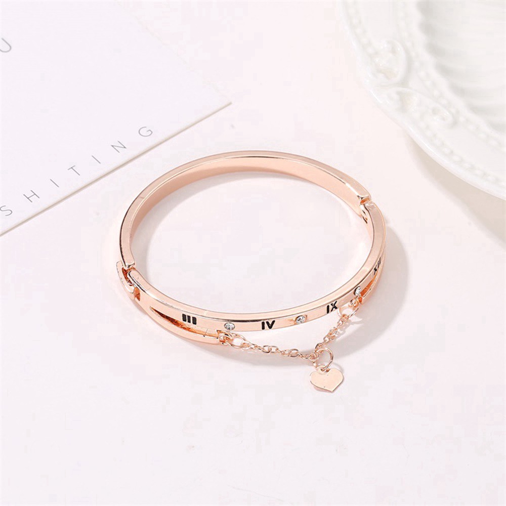 Vòng đeo tay bằng hợp kim mặt trái tim phong cách thời trang 3 màu tùy chọn cho nữ