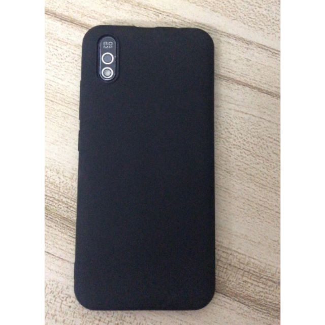 Ốp dẻo đen Vsmart Bee 3