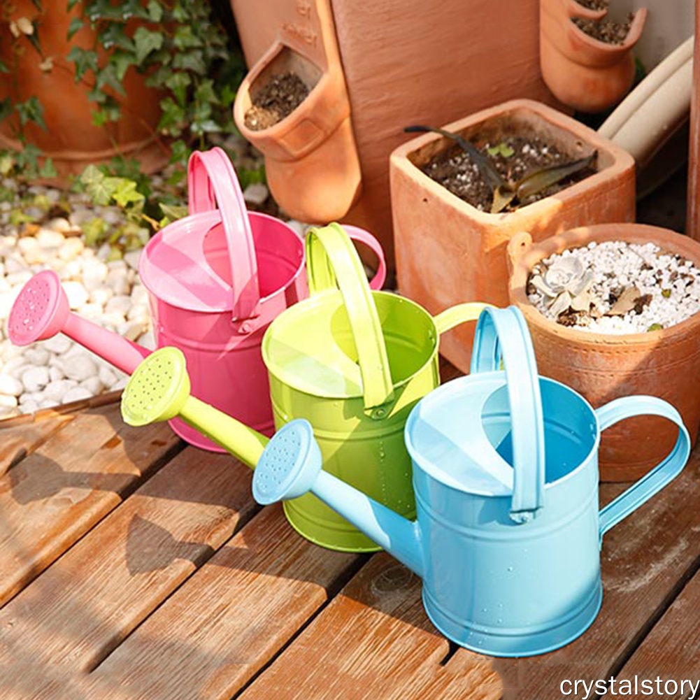 Bình tưới cây bằng sắt dung tích 1.5L